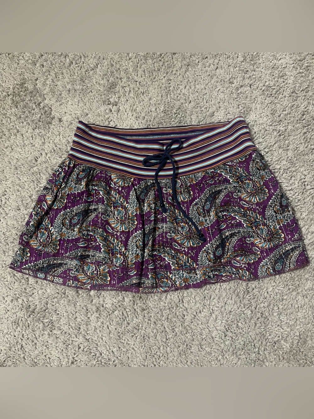 Vintage Y2K No Boundaries purple paisley skirt with sequin